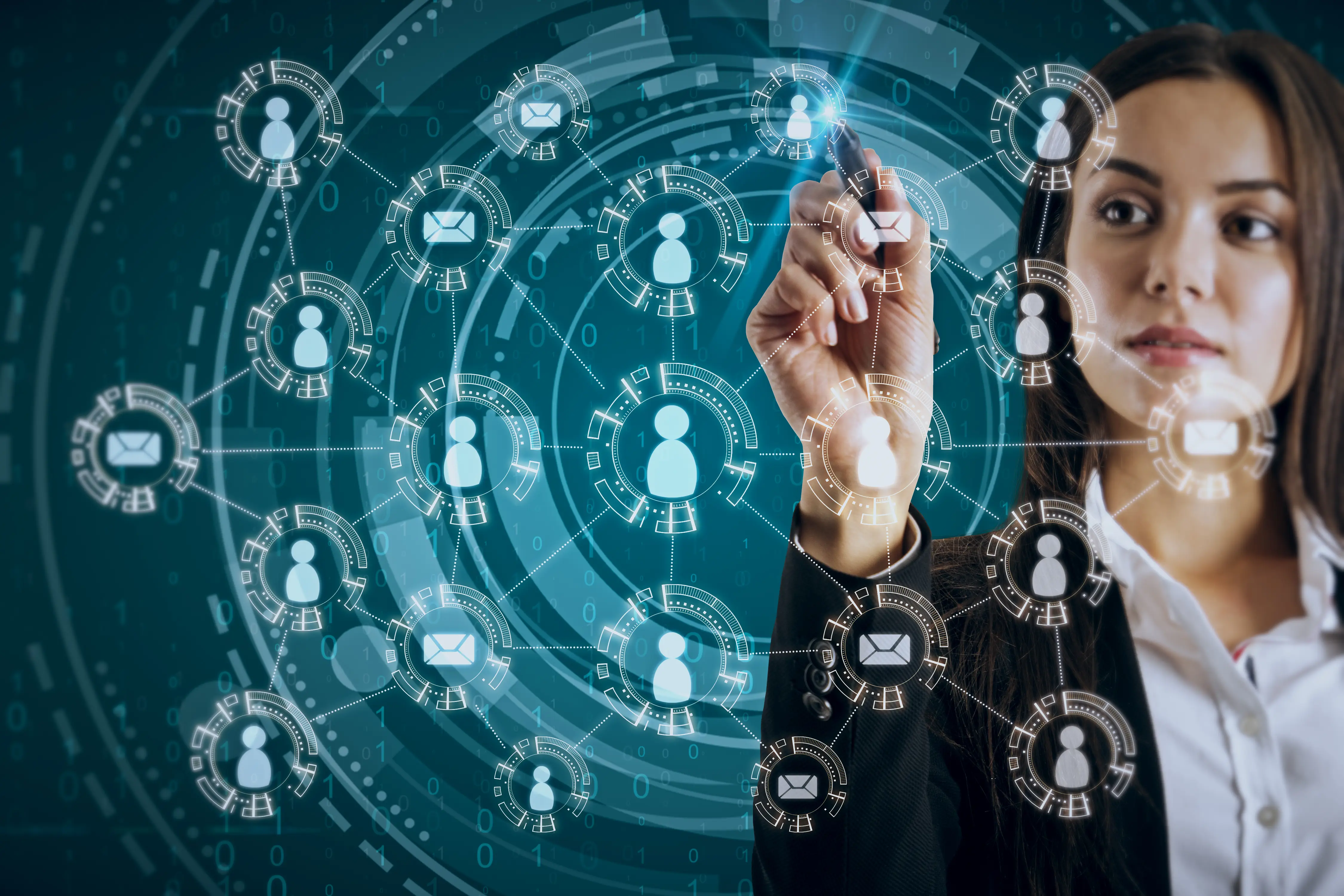Connected network of customers, agents, and messages illustrating Stockwolt's multi-channel services